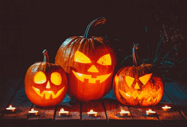 Halloween izzó tökök — Stock Fotó