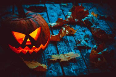 Karanlıkta parlayan kabak