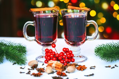 Mulled şarap güzel iki bardak