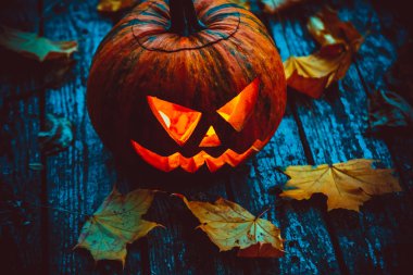 Yaşlı Jack simgeleyen parlayan kabak