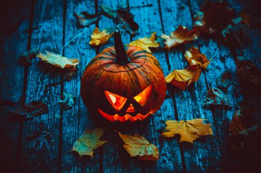 Yaşlı Jack simgeleyen parlayan kabak