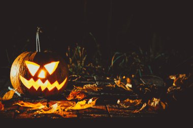 Yaşlı Jack simgeleyen parlayan kabak