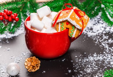 arka plan ile marshmallow fincan