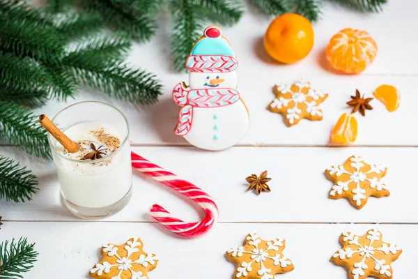Gingerbread Snowman with glass of milk — Stock Photo, Image