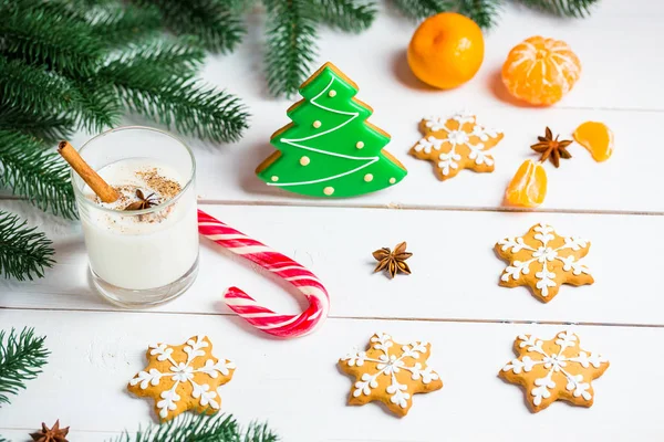 Gingerbread cookies with glass of milk — Stock Photo, Image