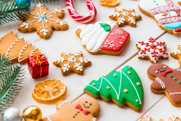 Homemade delicious Christmas gingerbread cookies — Stock Photo, Image