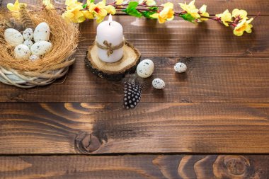 Çiçekli güzel Paskalya yumurtaları 