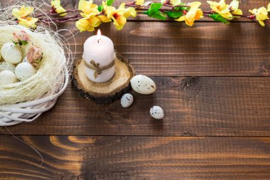 Çiçekli güzel Paskalya yumurtaları 