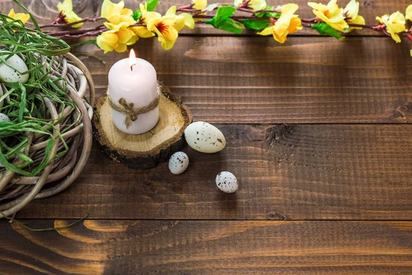 Çiçekli güzel Paskalya yumurtaları 