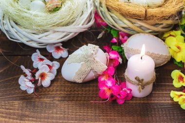 Çiçekli güzel Paskalya yumurtaları 