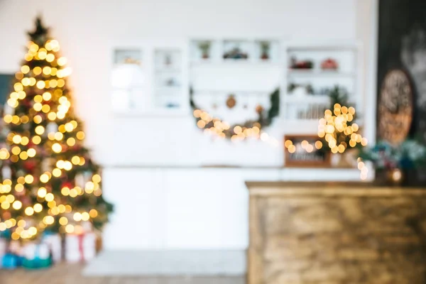 Defocused living room with christmas tree — Stock Photo, Image