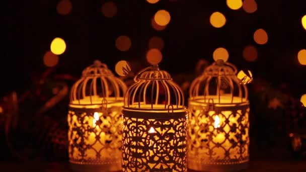 Lanternes Brûlantes Sur Fond Sombre Avec Lumières Noël — Video