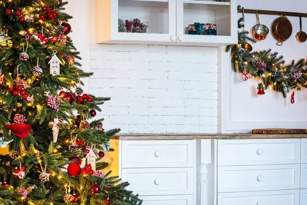 Weihnachtsbaum Wohnzimmer Schöne Neue Jahr Dekoriert Klassischen Home Interieur Winterlicher — Stockfoto