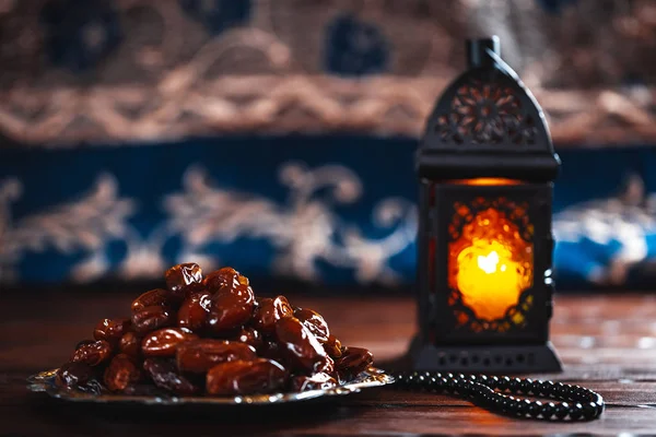 Muslim Feast Holy Month Ramadan Kareem Beautiful Background Shining Lantern — Stock Photo, Image