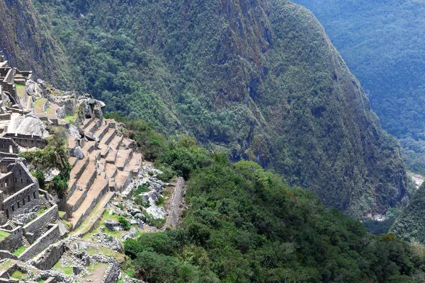 Ruinas y antiguas terrazas — Foto de Stock