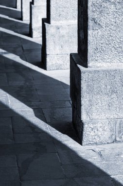 Granit eski sütunlar