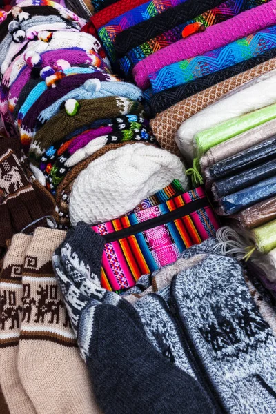 Перуанські капелюхи та шкарпетки — стокове фото