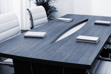 yeni konferans masası