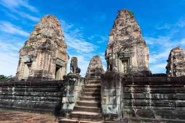 Doğu Mebon Tapınağı'nda Angkor wat