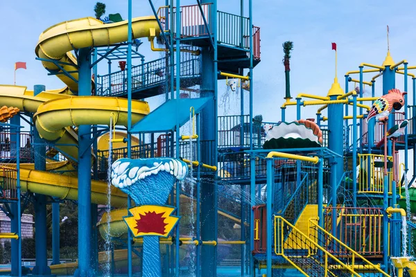 Water slides and fountains — Stock Photo, Image