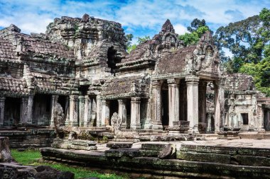 preah Han Tapınağı girişine