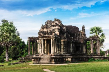 Bina vasıl Angkor Wat