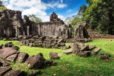 Harabeleri eski Preah Khan Tapınak, Angkor, Kamboçya