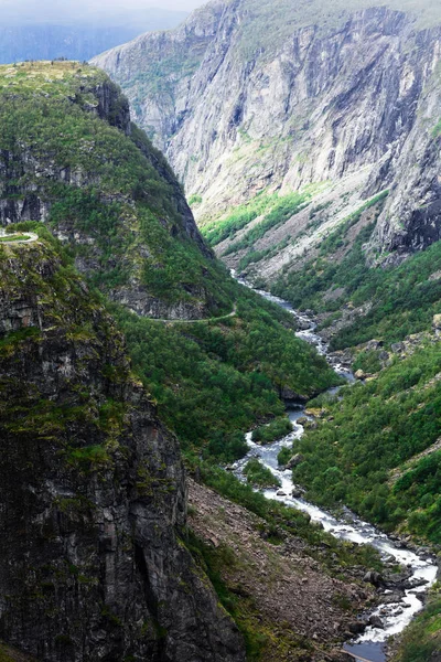 Vale do Mabodalen em Hordaland, Noruega — Fotografia de Stock