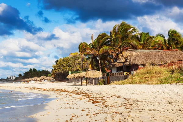 Beautiful house on sandy beach — Stock Photo, Image