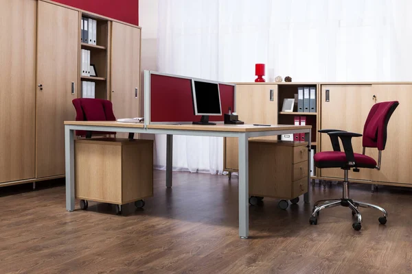 Komfortabler Arbeitsplatz Einem Modernen Büro — Stockfoto