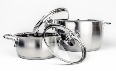 İki Metal hisse senedi kap cam kapaklı