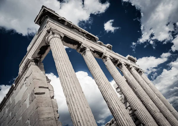 在希腊，雅典-卫城神殿 — 图库照片