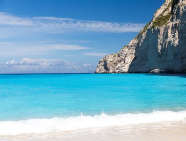 Blue Lagoon ve beyaz kum plaj