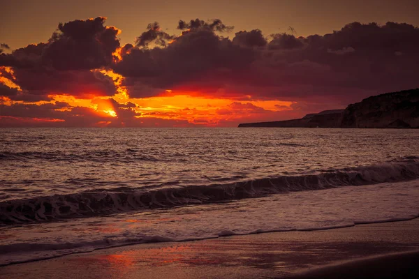 Zonsondergang in de zee, Cyprus — Stockfoto