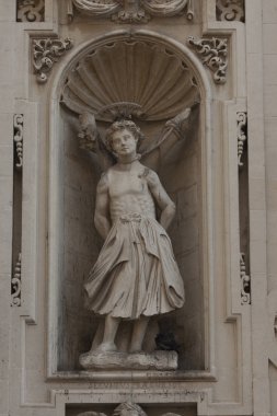Barok Katedrali, Lecce, Güney İtalya cephesinde Aziz heykeli