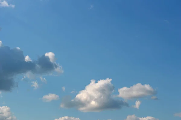 Beautiful summer sky — Stock Photo, Image