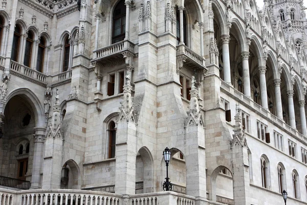 Palazzo del Parlamento ungherese a Budapest — Foto Stock