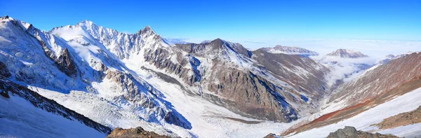 Blick auf das Karmadon-Tal — Stockfoto