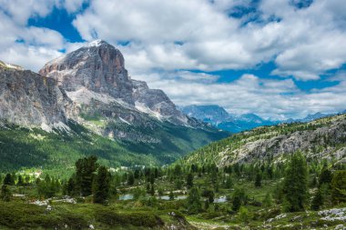 Dolomites alps. İtalya.