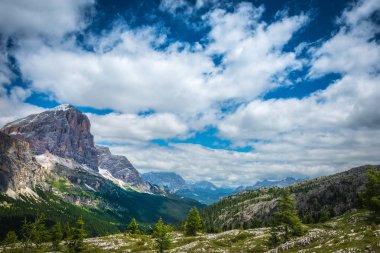 Dolomites alps. İtalya.