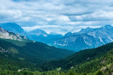 Dolomites alps. İtalya