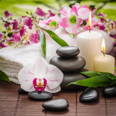 Spa konsept zen bazalt taşlarla