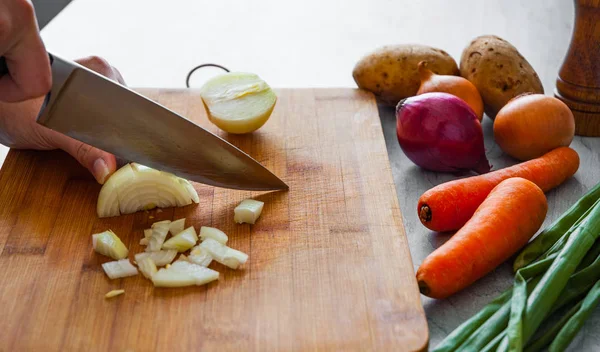 Chefs Hands Knife Chopping Vegetables Wooden Board — Stock Photo, Image