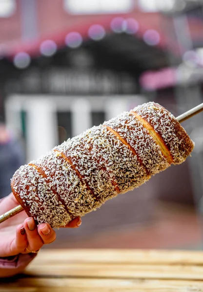 Trdelnik Παραδοσιακή Τσεχική Ζεστό Γλυκό Φαγητό Ζαχαροπλαστικής Εξωτερικοί — Φωτογραφία Αρχείου