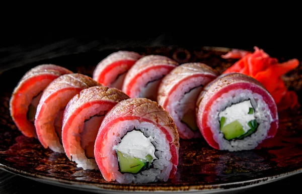Sushi Roll Tuna Avocado Cream Cheese Cucumber Rice Plate Black — Stock Photo, Image