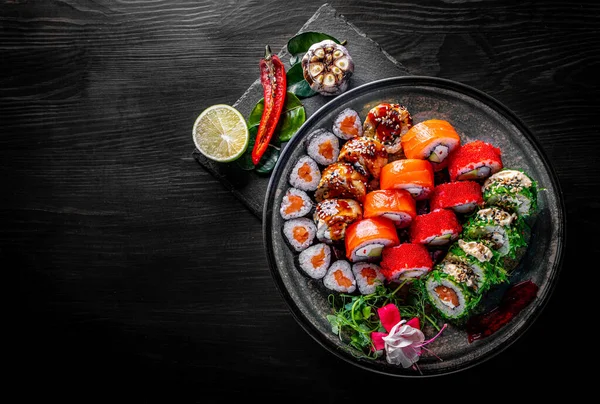 Set Sushi Roll Salmon Avocado Cream Cheese Cucumber Rice Caviar — Stock Photo, Image