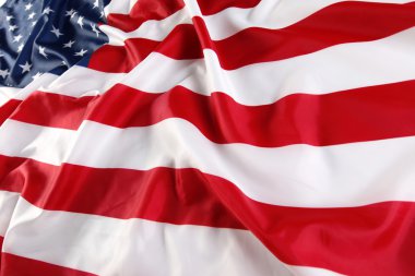Amerikan bayrağına yaklaş.
