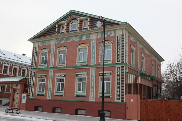 Casa de estilo antigo em Kazan, República do Tartaristão, Rússia . — Fotografia de Stock