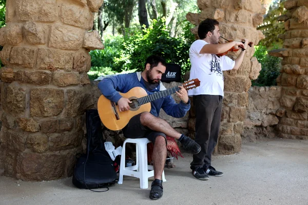 スペインのバルセロナ、バルセロナの公共屋外で 6 月 9:Musician — ストック写真