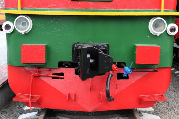 Ruote rosse di un vecchio treno — Foto Stock
